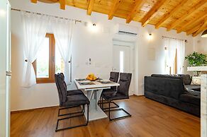 Villa Lunis