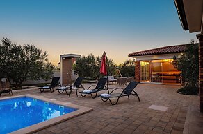 Villa Lunis