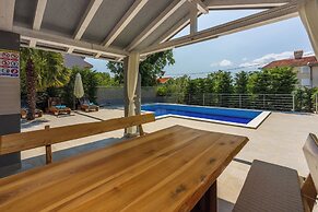 Villa Mayer
