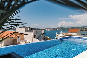 Villa Miracle