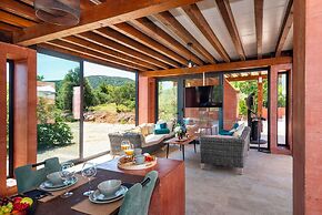 Villa Stone House