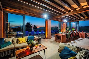Villa Stone House