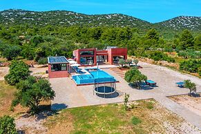 Villa Stone House