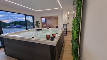 Villa Stone House