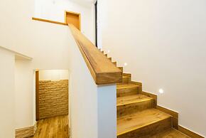 Villa Stone House