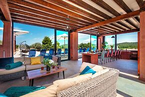 Villa Stone House