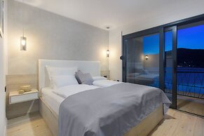 Villa Lux