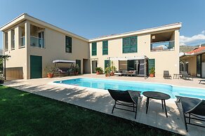 Villa Jolanda