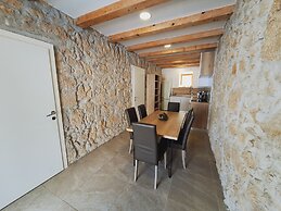 Villa Stone Castle