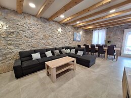 Villa Stone Castle