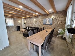 Villa Stone Castle