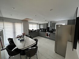 15A Richmond Street