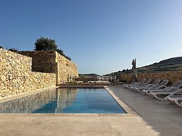 Veduta ta' Pinu Holiday Residences