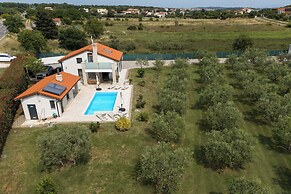 Sea View Villa With Pool