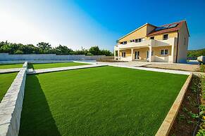 Villa Julija