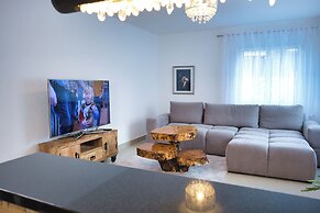 Modern Station Apartment Möhlin