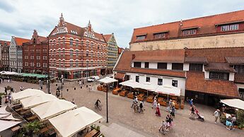 Flatbook - City Center Deo Plaza Studio