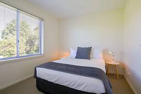 Spacious Flat With Parking & Dedicated EV Station