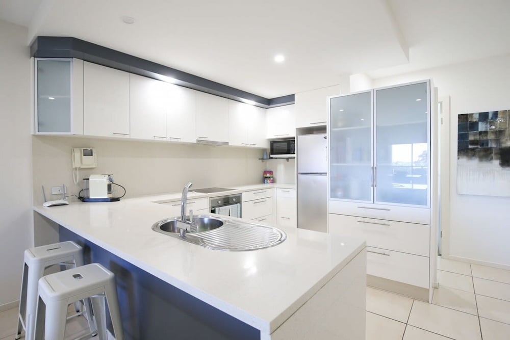 Spacious Flat With Parking & Dedicated EV Station