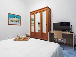 Ficus Home
