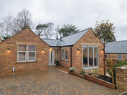 Oakwood Mews