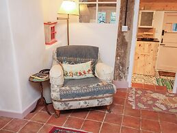 The Hare and Bumblebee Cottage