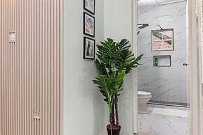 3rd Floor Condo Tower Isle 24hr Security