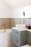 Coastal Comfort for 6 Felpham Beach