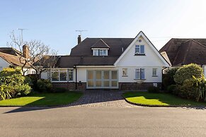 Coastal Comfort for 6 Felpham Beach