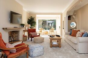 Coastal Comfort for 6 Felpham Beach
