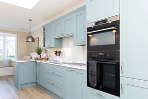 Coastal Comfort for 6 Felpham Beach