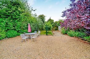 Sidlesham Hideaway Logburner Garden