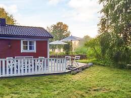 6 Person Holiday Home in Lottorp