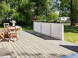 6 Person Holiday Home in Lottorp