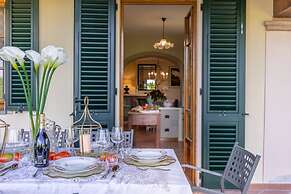 Country Home in Lucca Near Tuscan Wineries