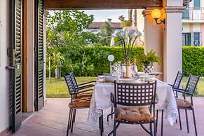 Country Home in Lucca Near Tuscan Wineries