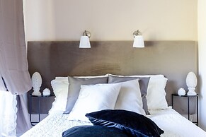Farmhouse in Lucca With Private Pool