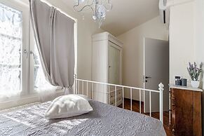 Farmhouse in Lucca With Private Pool