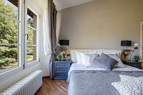 Farmhouse in Lucca With Private Pool