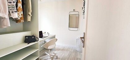 Cozy Room in a Friendly Shared Flat - Lyon 8th