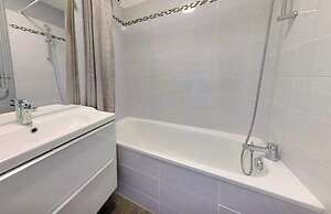 Private Room in a Shared Flat - Lyon 8 e