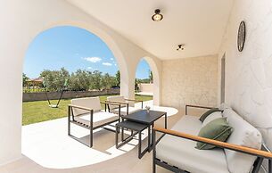 Villa Olivarum