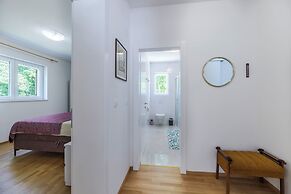 Villa Ana