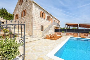 Villa Grgo
