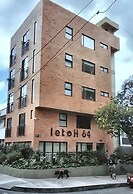 letoH 64
