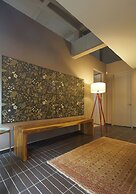 letoH 64