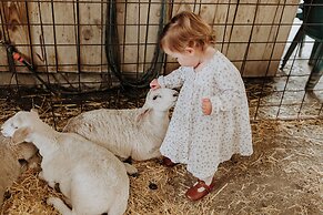 Hahndorf Farm Barn