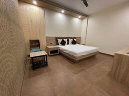 Hotel Grand Tushar Elegant