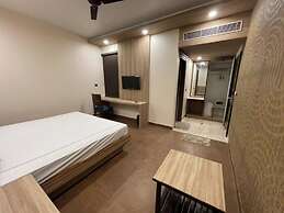 Hotel Grand Tushar Elegant