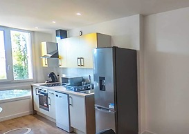 Private Room in a Shared Flat - Lyon 8e